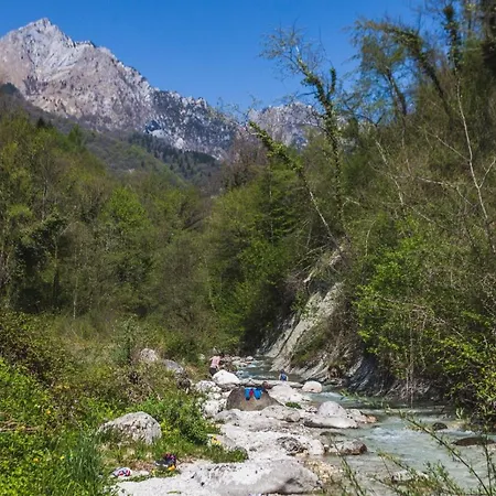 Altanon - Dolomiti Bellunesi Auberge de jeunesse *