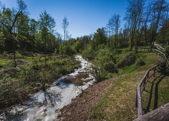 Altanon - Dolomiti Bellunesi Hostel *